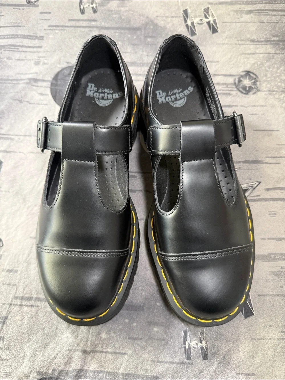 NWOT DR MARTENS BETHAN PLATFORM MARY JANES SZ 9 UK 7